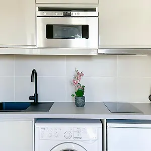 Appartement - Buttes Chaumont's Park -entire Flats, Paris